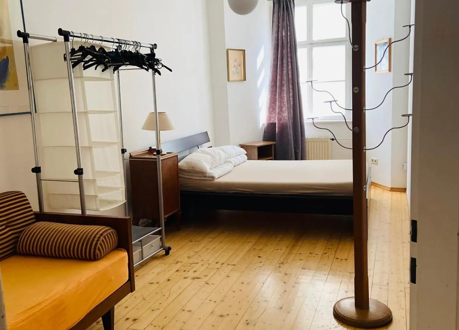 Apartment, 2 Schlafzimmer, Strassenseitig Graz 0*,